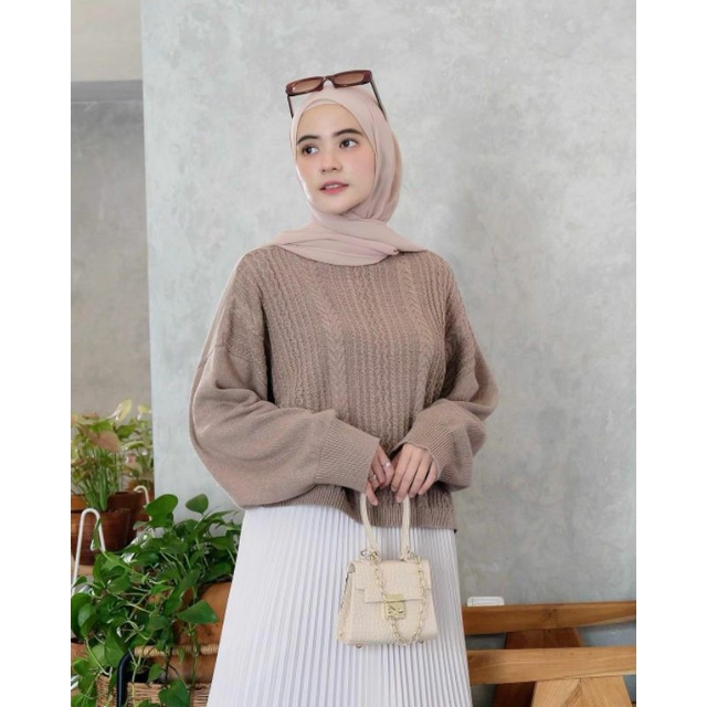 NAILA MOCCA / MAHARA ID / RAJUT