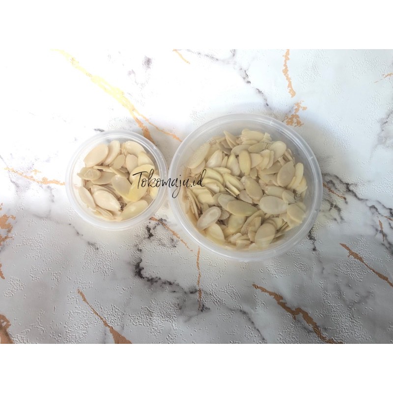 

Kacang Almond Slice 100gr/50gr