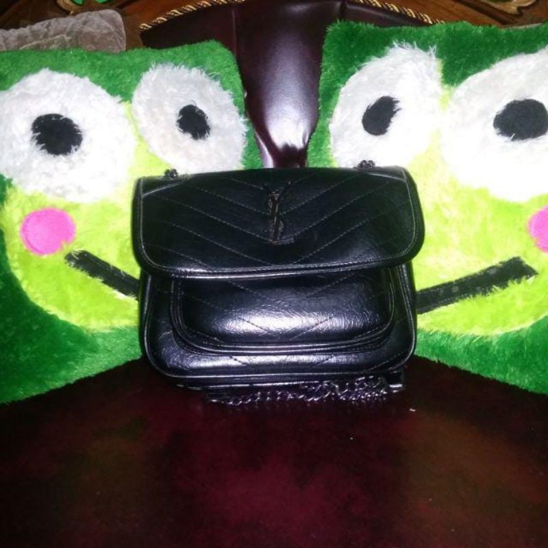 Tas YSL Niki Chain Crinkled Quilted Leather Small hitam