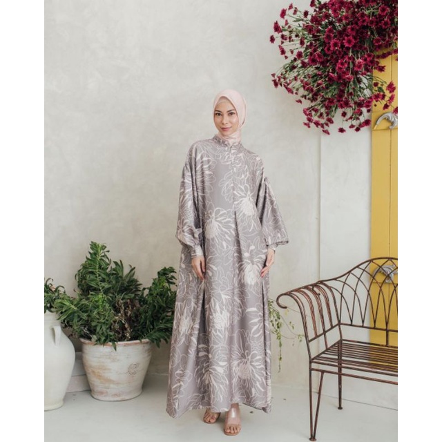 Valerie Dress by Wearing Klamby color Dusty Purple