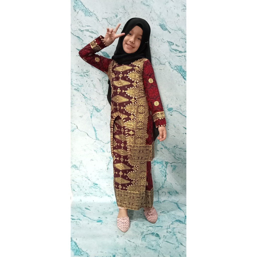 SETELAN TUNIK ANAK SONGKET DIANDRA DAN MALIKA ANAK /KURUNG BATIK JUPRI BATIK COUPLE RUMAH KEBAYA BANDUNG RUMAH SONGKET BANDUNG