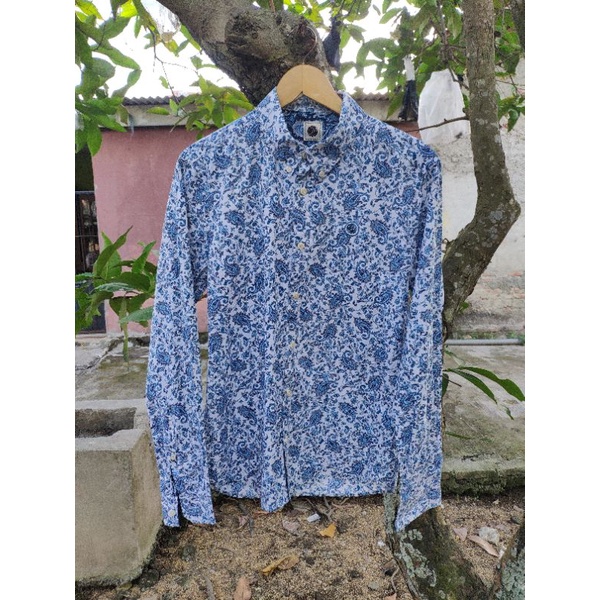 kemeja pretty green paisley shirt blue white s used 90/10 no minus not buttondown batik