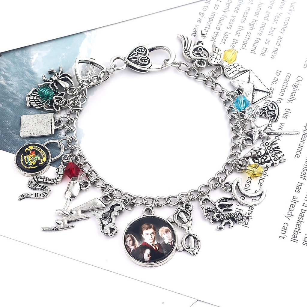 Hu Hu Hu Hu Hu Alat Bantu Pasang Kacamata♡ Gelang Tangan Lapis Silver Motif Bintang Gaya Retro Bohemian Untuk Wanita