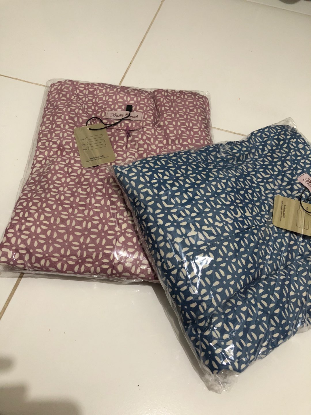 Thalia Tunic | Batik Tunik, Batik Pastel, Batik Kekinian, Batik Modis, Batik Modern