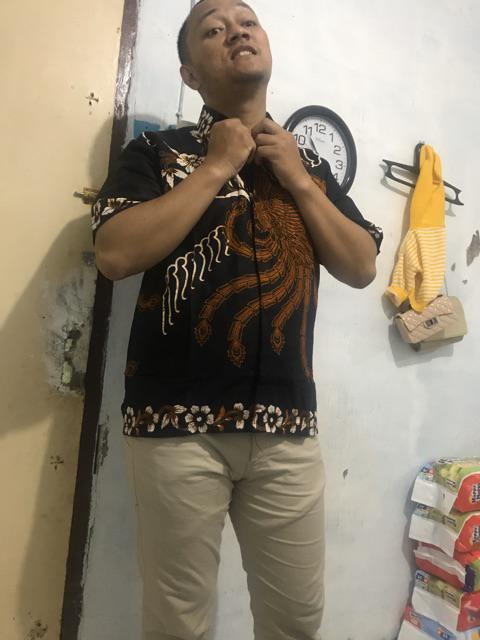 Motif Random - Kemeja Batik Hem Pendek Pria Kerja Kantor Kondangan Seragam Flash Sale Murah