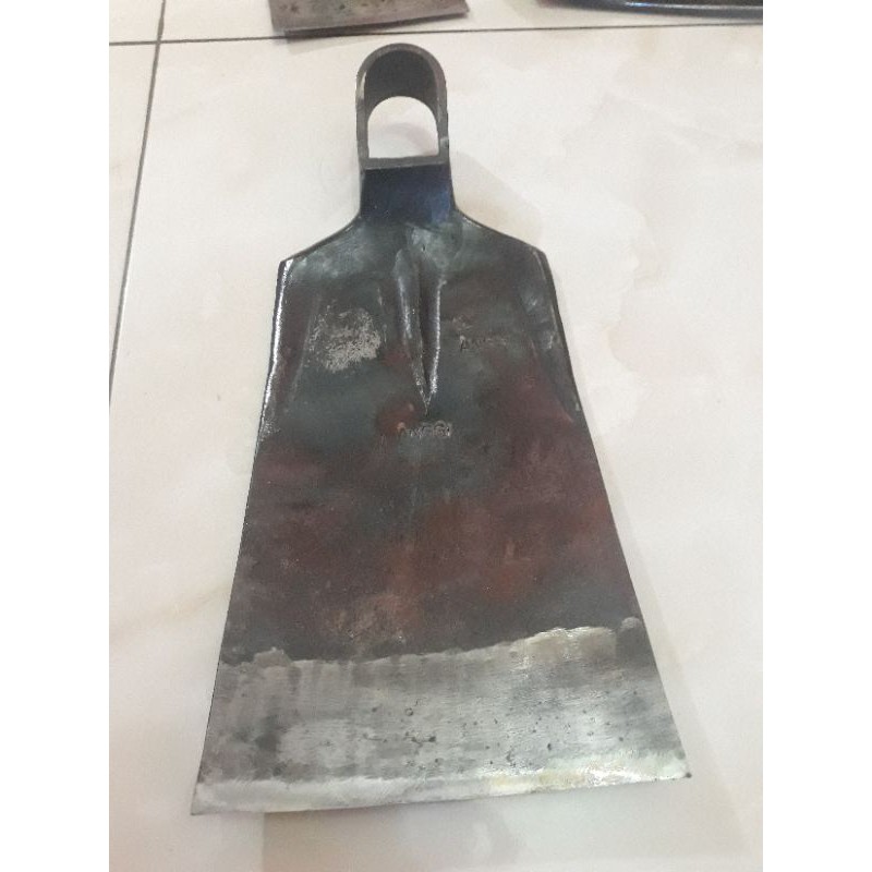 alat pertanian cangkul baja