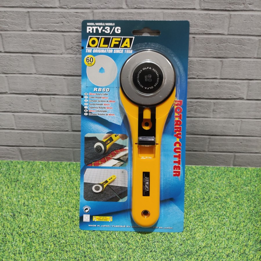 

Pemotong Kain Rotary Cutter 60mm OLFA RTY-3/G JAPAN