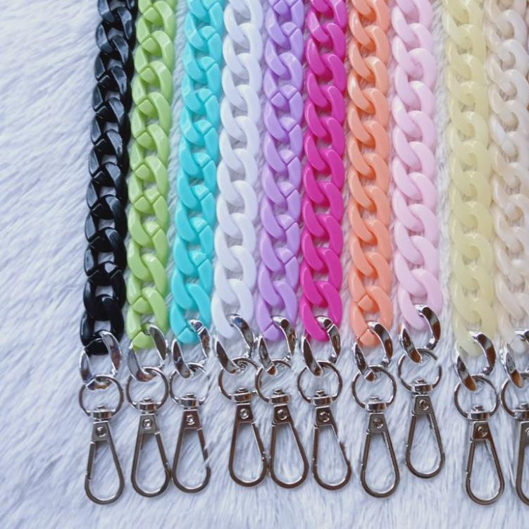 [MNS.21My22ˣ] Tali tas rantai mote gepeng (silver)