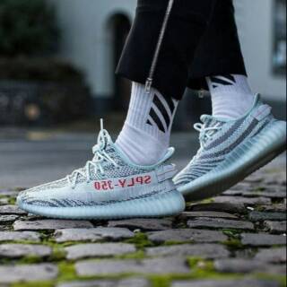 ADIDAS YEEZY BOOST 350 V2 BLUE TINT UPDATE VERSION UA ADIDAS YEEZY BOOST 350 V2 BLUE TINT UPDATE VERSION UA