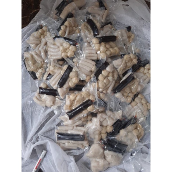 

pempek palembang Asli ikan tenggiri wong kito galo