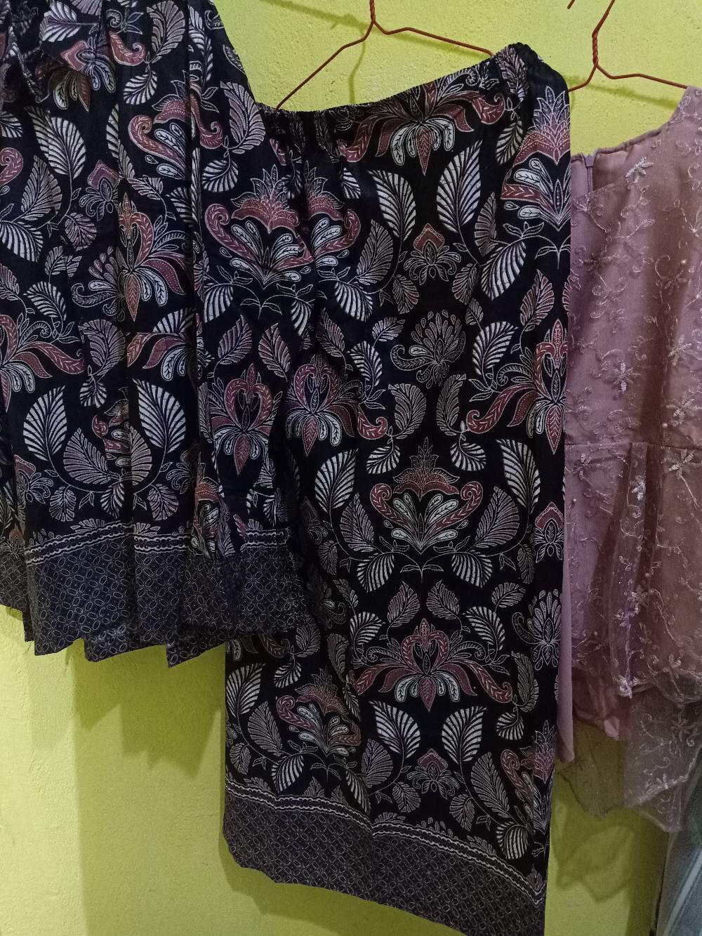 Maura Couple - Sania Ruffle Batik Couple Ori Ndoro Jowi Dnt Garansi Termurah Shopee - Batik Couple