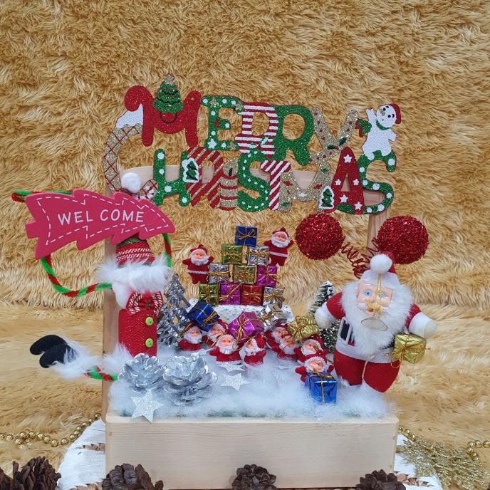 

PAKET DEKORASI HAMPERS NATAL CHRISTMAS PARCEL HADIAH 11 SX542CX1S