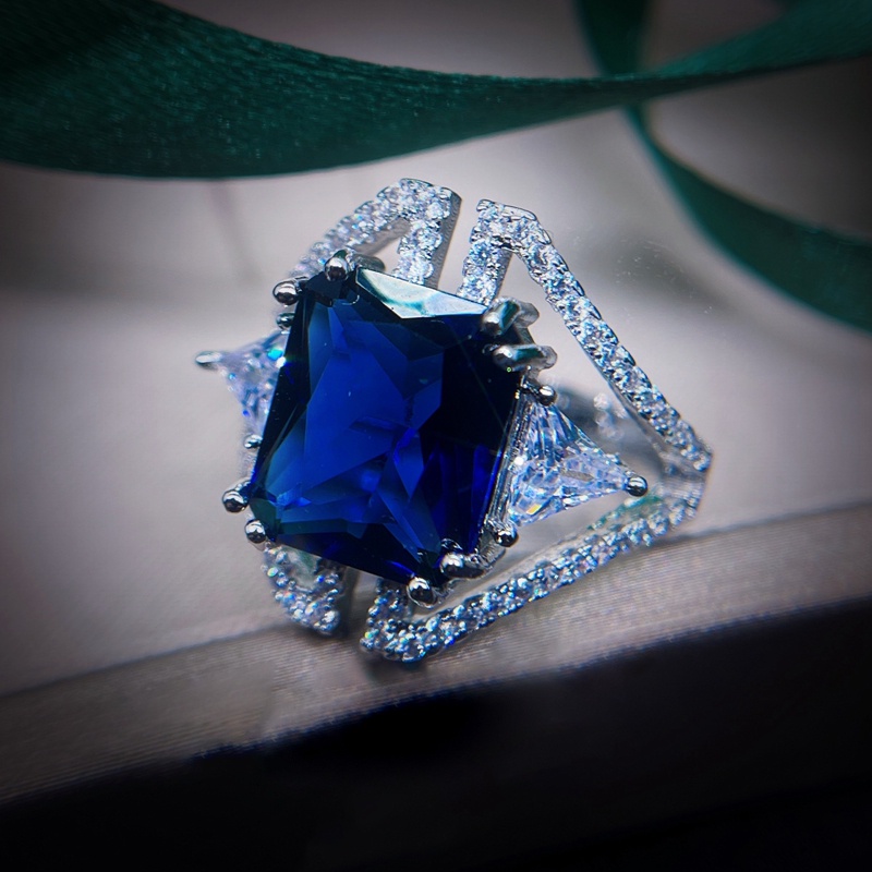 Perhiasan Cincin Cubic Zirconia Bentuk Persegi Warna Biru Untuk Wanita