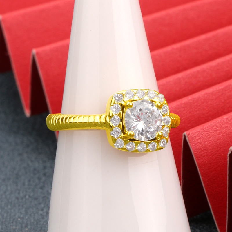 Ornamen Cincin Berlian Warna Emas Gaya Eropa Amerika Korea Untuk Pasangan