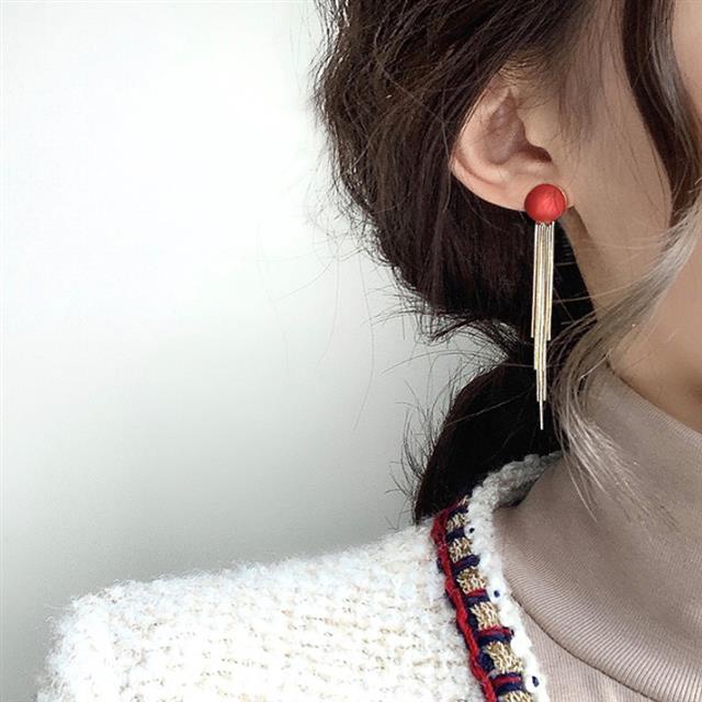 Sterling silver jarum merah Korea rumbai anting-anting wanita elegan panjang tipis mencari anting-an