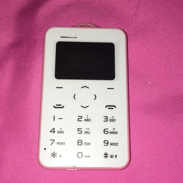 Handphone murah AIEK C6 card phone seukuran kartu ATM