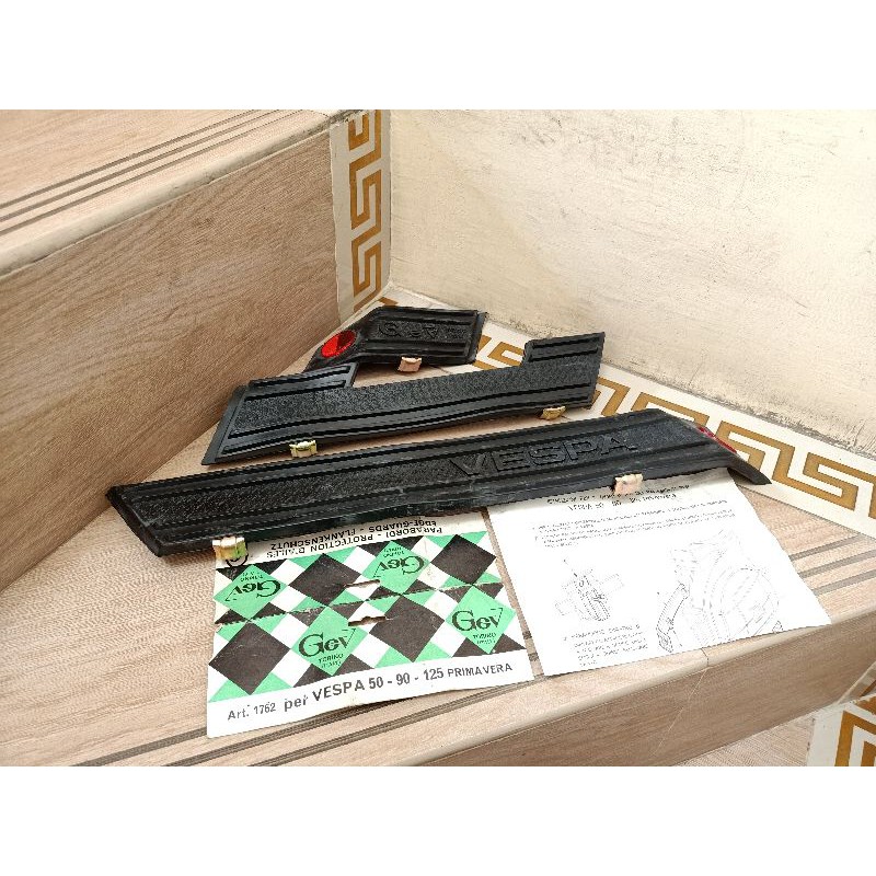 body trim gev torino vespa smallframe pts special darling original italy NOS new old stock bodytrim
