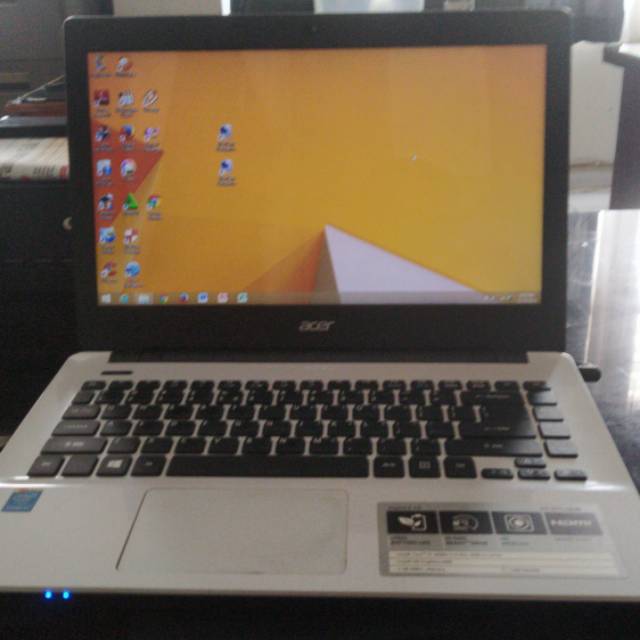 Laptop Acer Aspire E14