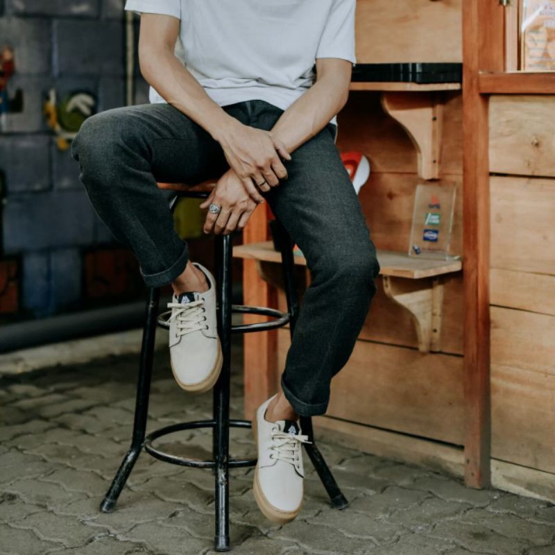 NERO CREAM |WOLF x HEROES| Sepatu Lokal Shoes Local Pride HEROES NERO Low Cut Cream Gum