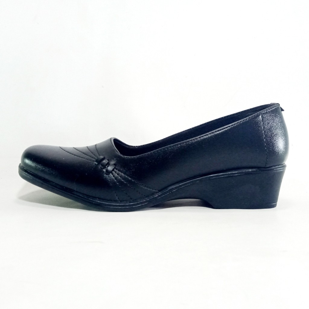 Belina B.02 Hitam Sepatu Pantofel Wanita Hak 3cm Size 37-40