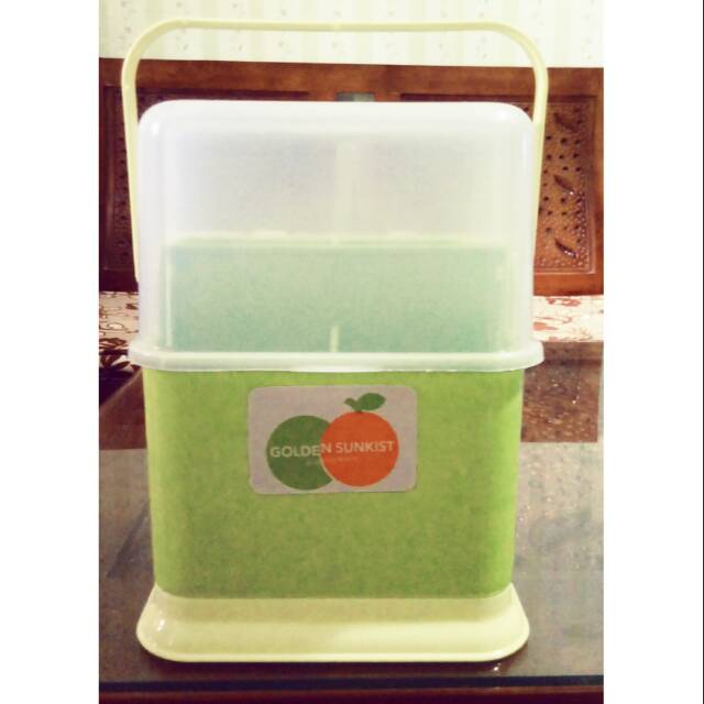 Tempat sendok tertutup golden sunkist