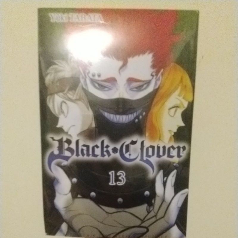 Komik Black Clover 13