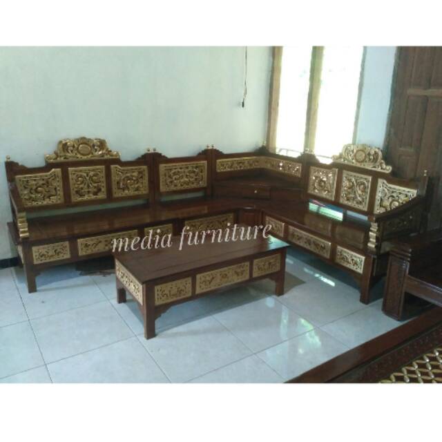 Kursi sudut jati mahkota