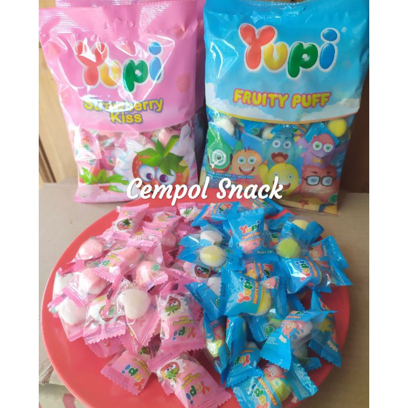 

[ 500gr ] Permen Yupi Strawberry Kiss