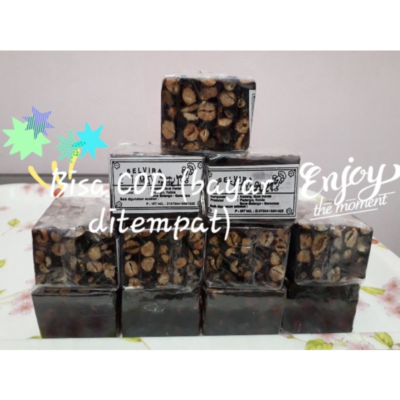 Halua kacang gula merah dari Gorontalo