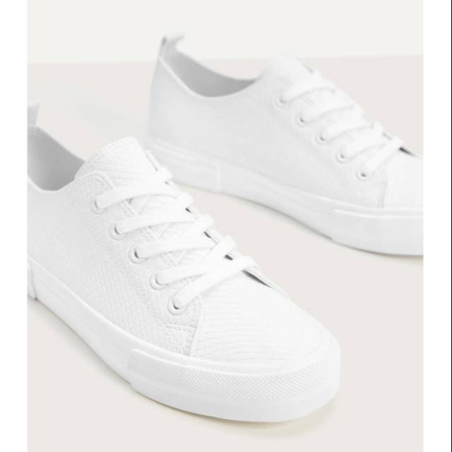 Sneakers Bershka Sepatu Original Embossed Animal Print Trainers