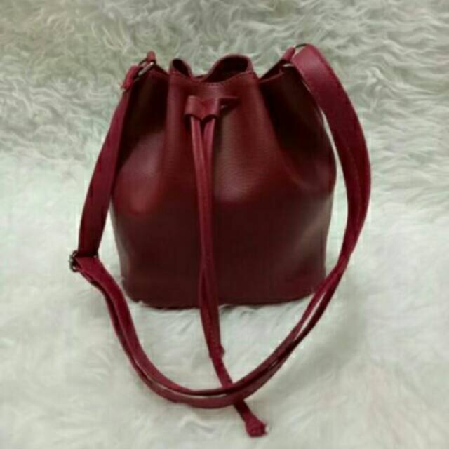 Tas wanita/tas slempang serut/sling bag Cleopatra