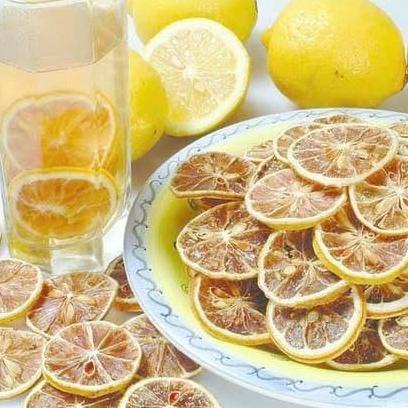 

[[BISA COD]] Natural Dried Lemon Slices Lemon Kering Iris 25g HEMAT Kode 1084