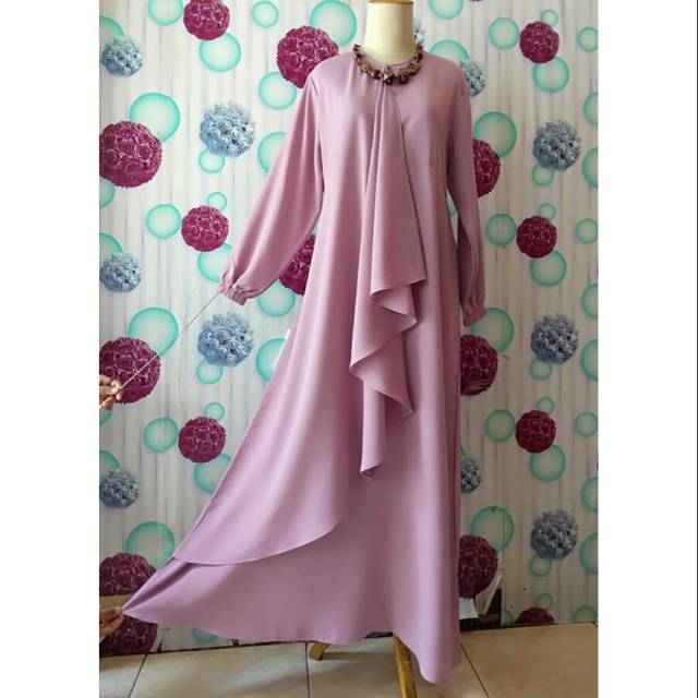 Gamis Naura