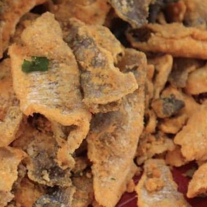 

PROMO Salted Egg Fish Skin - Kulit Ikan Telur Asin,Ori Spicy Salted Egg Yolk MURAH