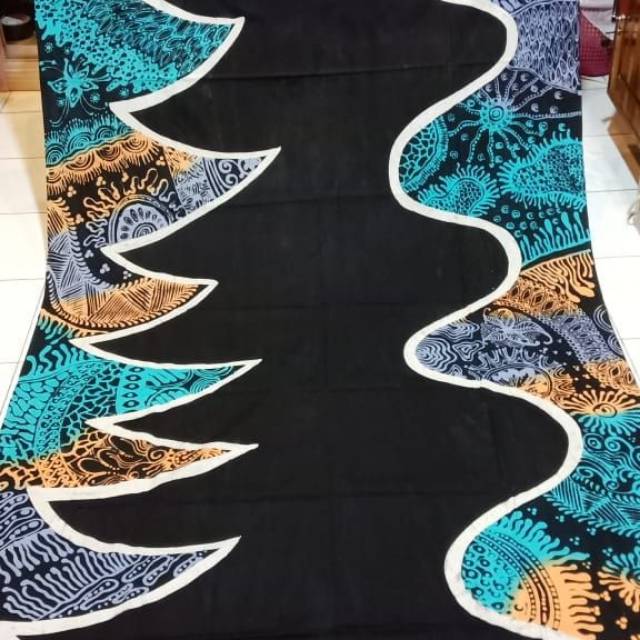 Kain sarung batik tulis