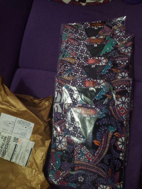 Batik Solo Kupu Ungu Kemeja Panjang Pria Katun Halus Sragenan Full Furing