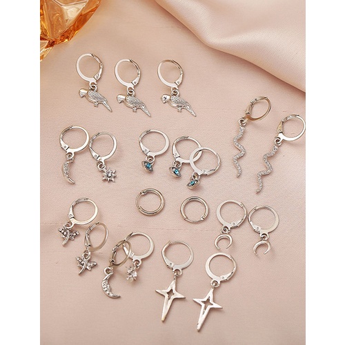 LRC  Anting Set Fashion Silver Eye Lightning Diamond Geometric P58305