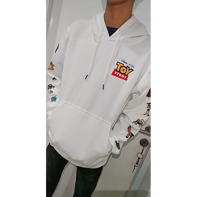 Hoodie H&amp;M ToyStory Putih Divided Hoodie toy story hnm sweater toy story