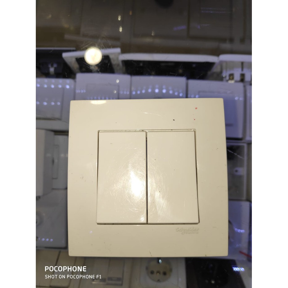 Saklar Double / Saklar Ganda / Saklar Seri / SCHNEIDER  VIVACE / Saklar VIVACE