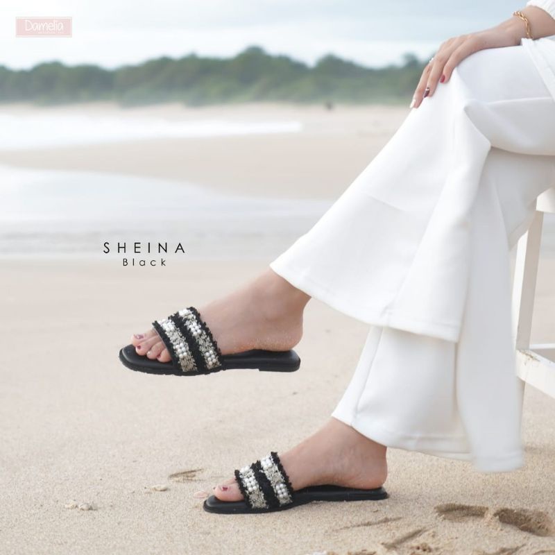 Damelia Sheina Sandals Wanita