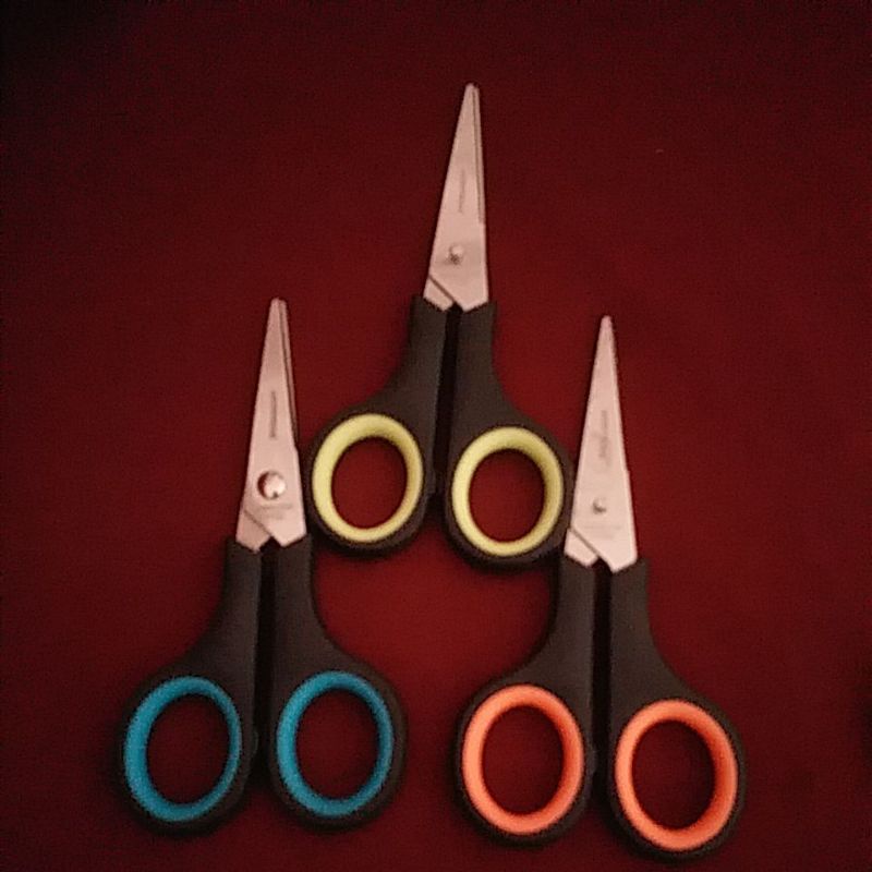

Gunting Kecil Stainless Steel Merk Emigo