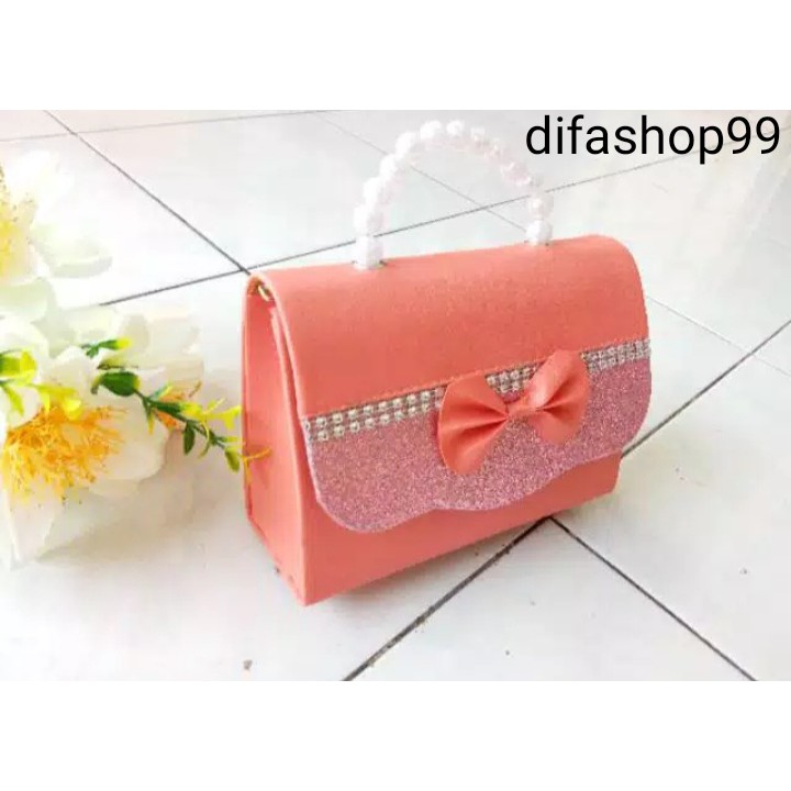 Tas Pesta Wanita Clutch / Tas Kondangan