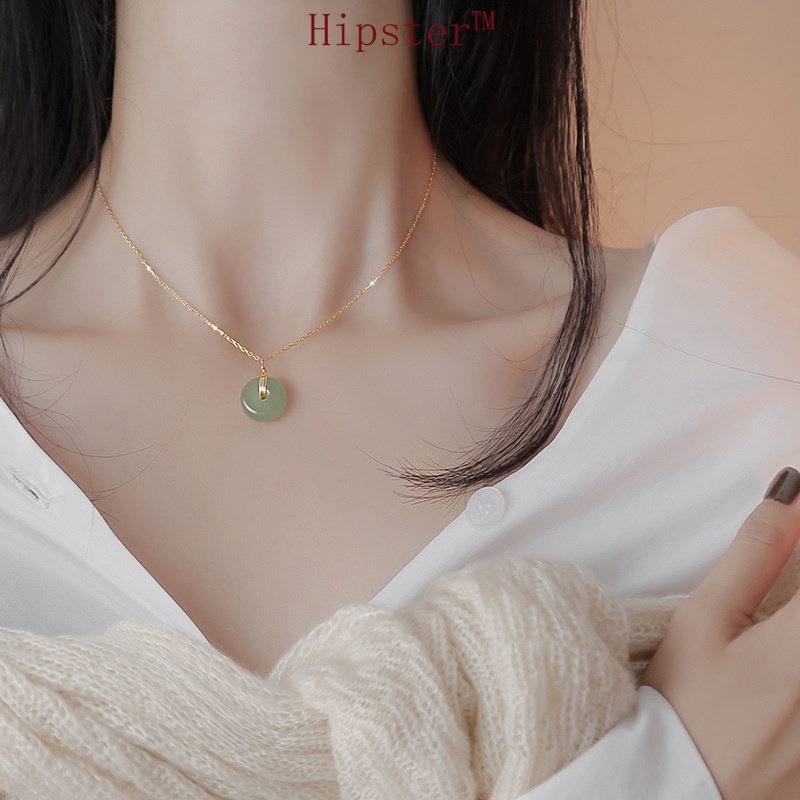 Hot Sale Classic Fashion Retro Affordable Luxury Gold Inlaid with Jade Safety Buckle Pendant Necklace