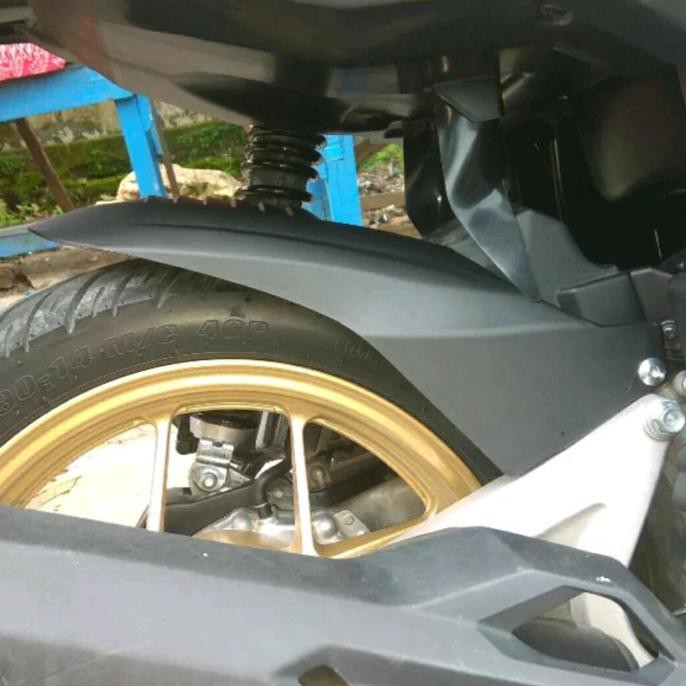 Hugger / Hager Spakbor Kolong Honda Vario 150/125 - hitam doff