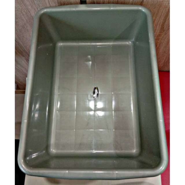 BAK PASIR KUCING SEGI EMPAT BESAR