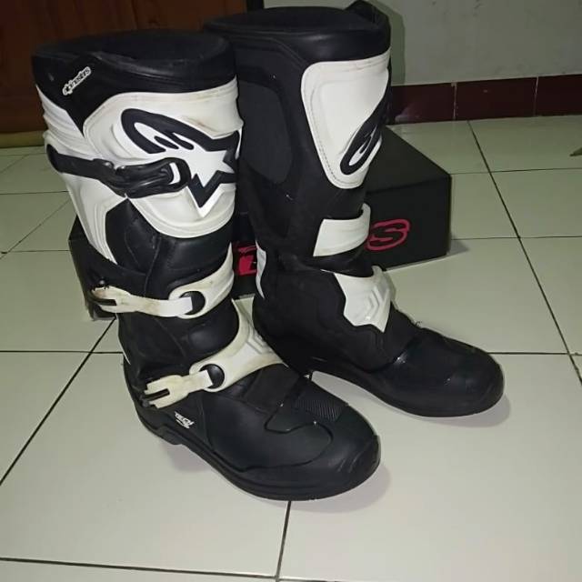 Sepatu Alpinestar
