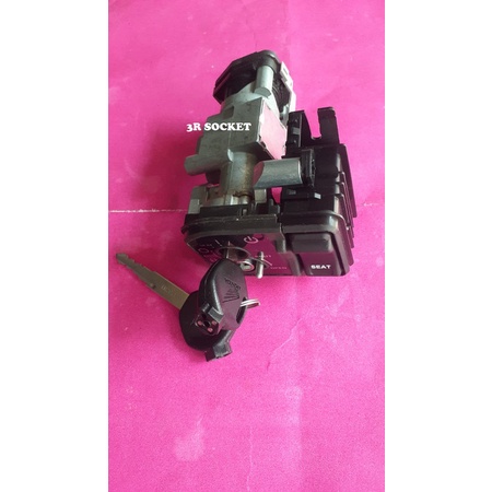 kunci kontak motor honda beat street