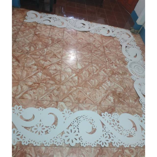 Pelaminan karet spon model bingkai