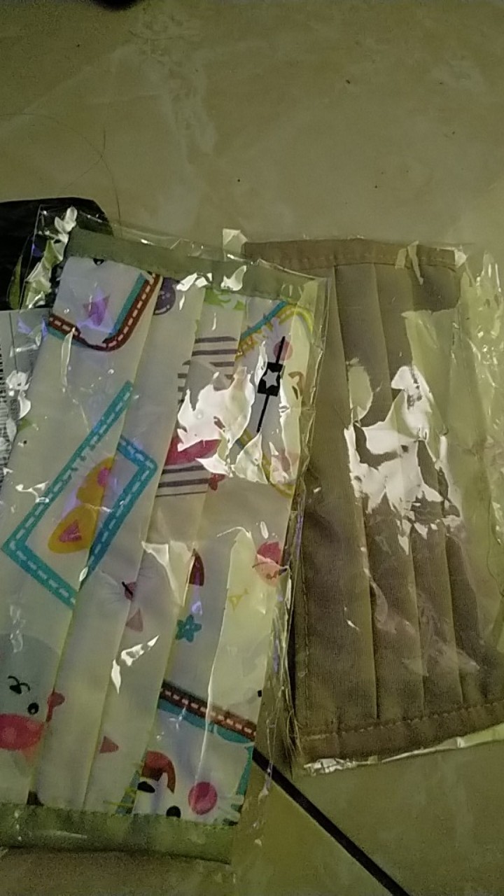 Masker 2ply Serut Bisa Di Isi Tisu