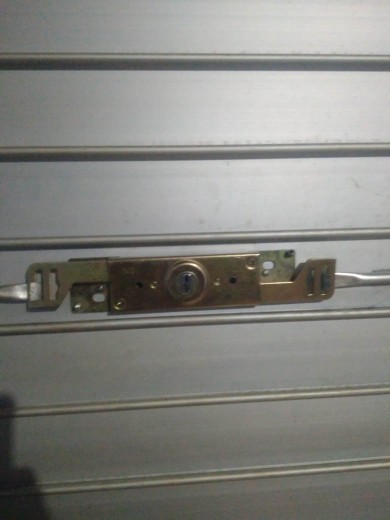 Kunci Pintu Rolling Door Tarik Kawakami / Rol Roling Dor Kios Ukuran Standard